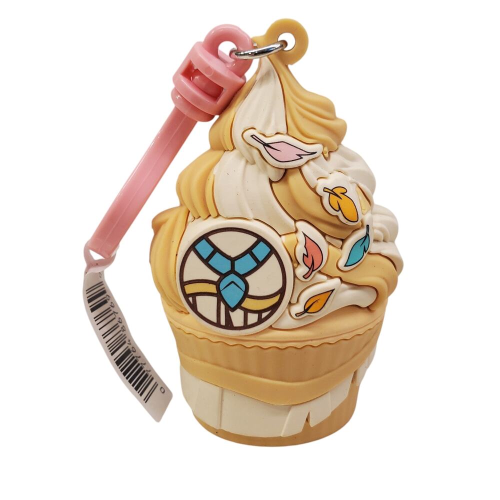 Disney Princess Scented Cupcake Bag Clip Pocahontas NEW Purse Charm